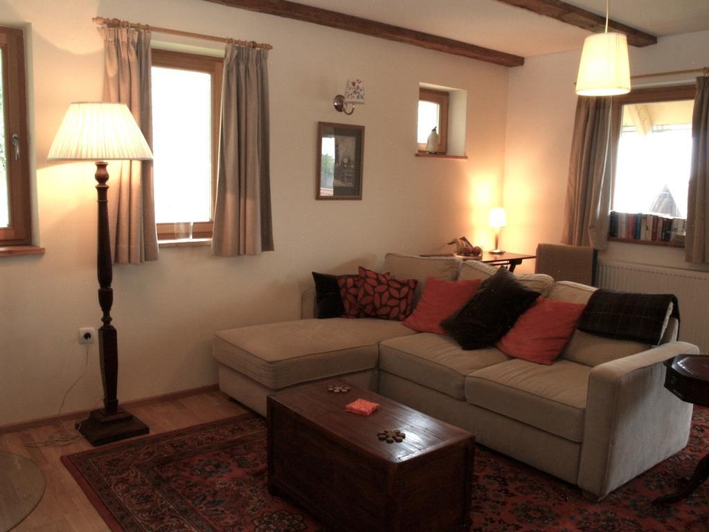 Holiday Home Katricnek Bohinjska Bela Bilik gambar